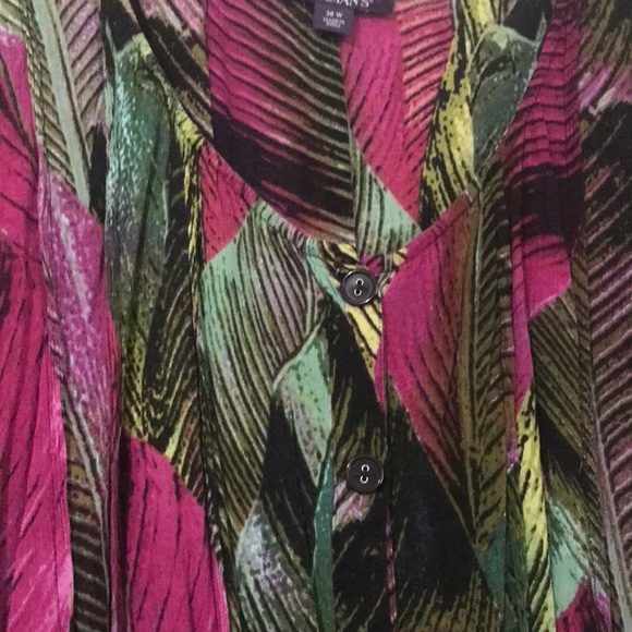 Tropical Short Sleeve Top. Fuchsia, Green & Black - Picture 2 of 5